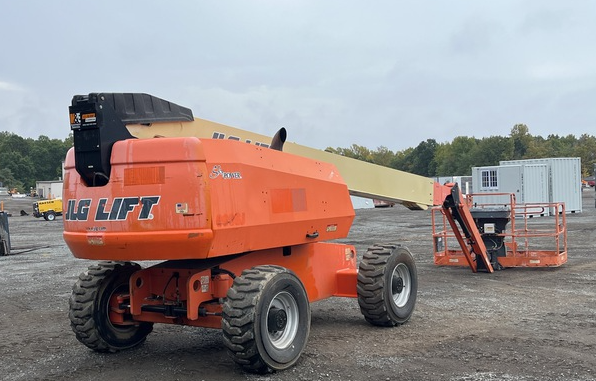 JLG 660SJ 4WD Diesel Telescopic Boom Lift